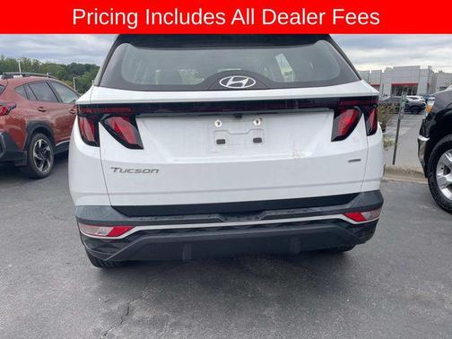 Quartz White 2022 Hyundai TUCSON SE