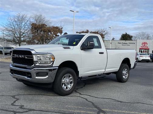 2024 RAM 2500 Tradesman Regular Cab 4x4 8' Box
