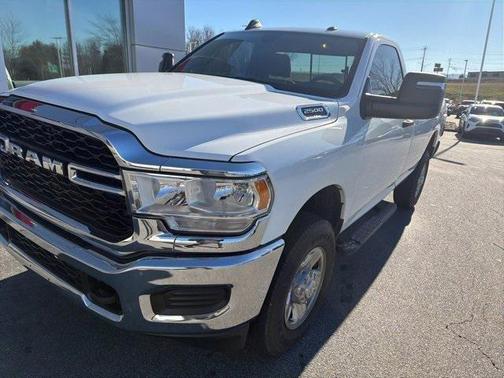 2024 RAM 2500 Tradesman Regular Cab 4x4 8' Box