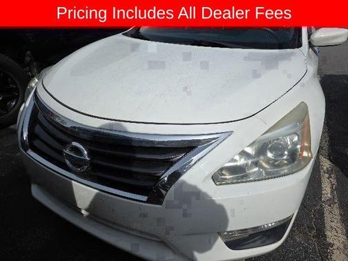 Solid White 2015 Nissan Altima 2.5 S