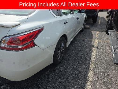 Solid White 2015 Nissan Altima 2.5 S