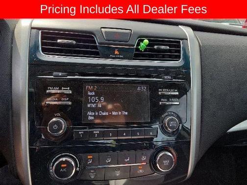 Solid White 2015 Nissan Altima 2.5 S