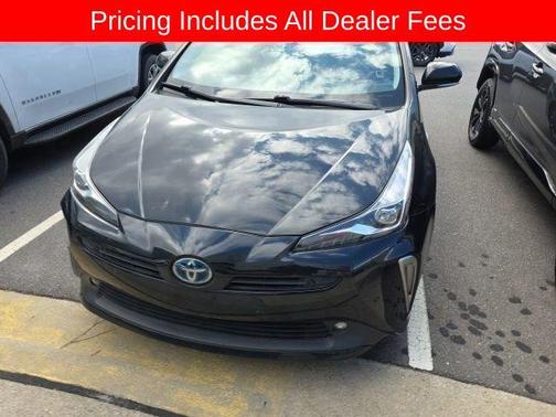 Midnight Black Metallic 2022 Toyota Prius XLE