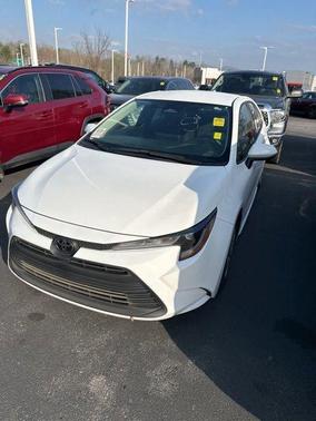 Ice Cap 2024 Toyota Corolla LE
