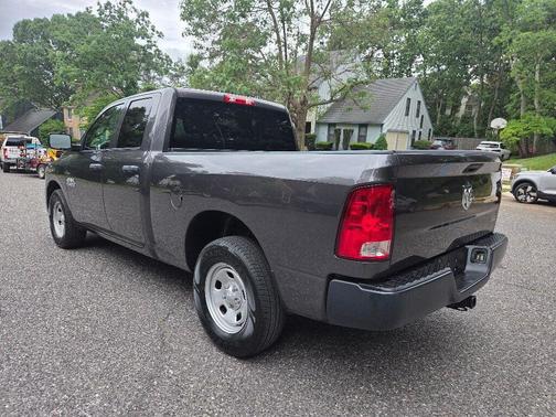 Granite Crystal Metallic Clearcoat 2018 RAM 1500 Tradesman