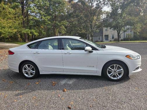 2018 Ford Fusion Hybrid S