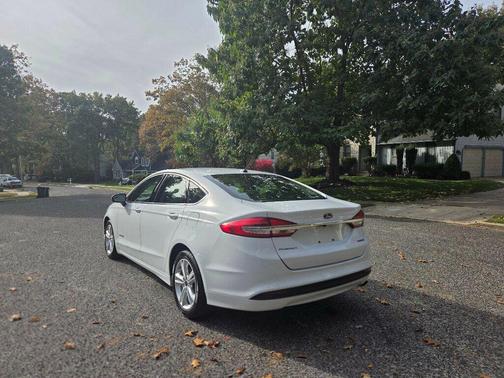 2018 Ford Fusion Hybrid S