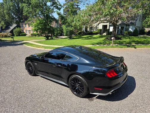 Shadow Black 2022 Ford Mustang GT