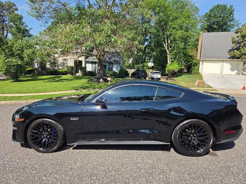 Shadow Black 2022 Ford Mustang GT