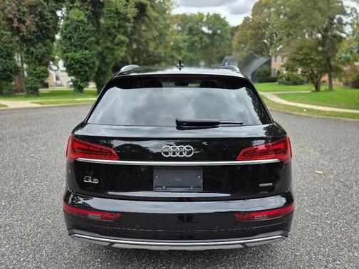 2021 Audi Q5 45 Premium