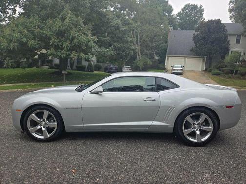 2011 Chevrolet Camaro 2LT