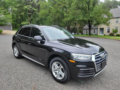 2019 Audi Q5 45 Premium