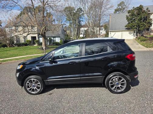 Shadow Black 2018 Ford EcoSport Titanium