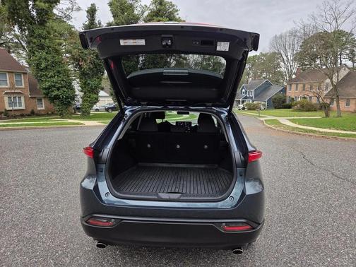 Coastal Gray Metallic 2021 Toyota Venza LE