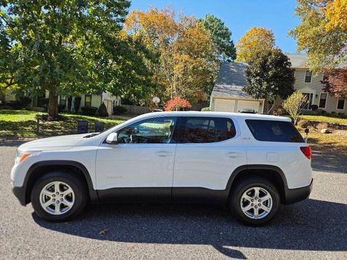 2019 GMC Acadia SLE-1