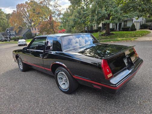 1988 Chevrolet Monte Carlo 
