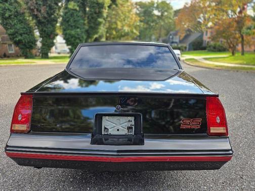 1988 Chevrolet Monte Carlo 