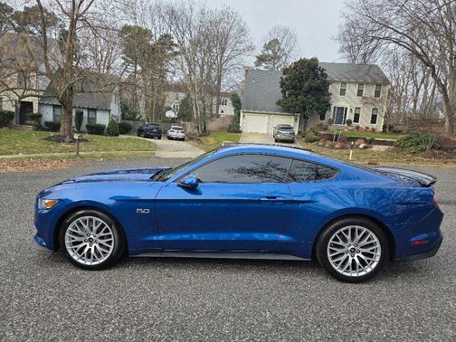 2017 Ford Mustang GT