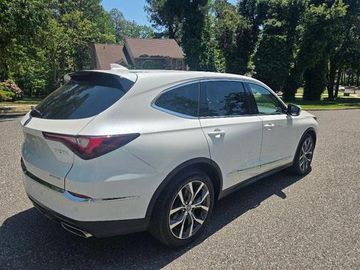 Platinum White Pearl 2023 Acura MDX Technology Package