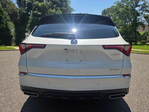 Platinum White Pearl 2023 Acura MDX Technology Package