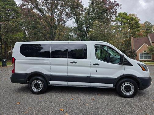 2016 Ford Transit-150 XL