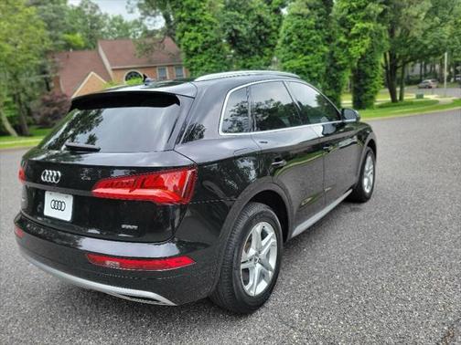 2019 Audi Q5 45 Premium