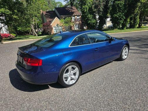 Scuba Blue Metallic 2013 Audi A5 2.0T Premium Plus