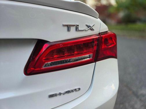 2018 Acura TLX Technology
