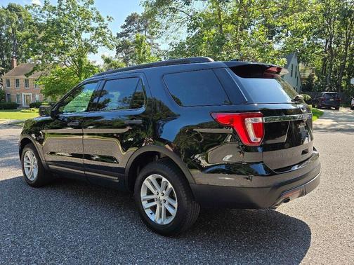 Shadow Black 2017 Ford Explorer Base