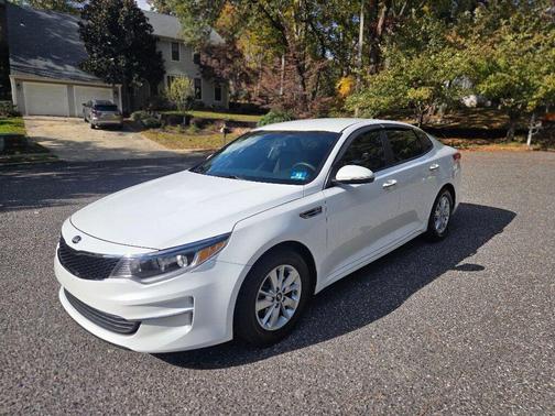 2016 Kia Optima LX