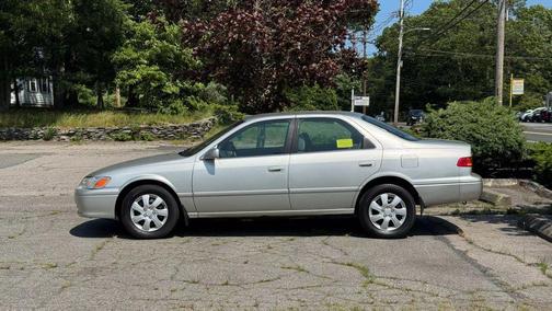 2000 Toyota Camry LE