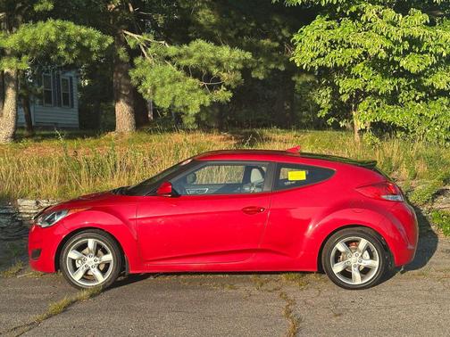 2013 Hyundai Veloster Base