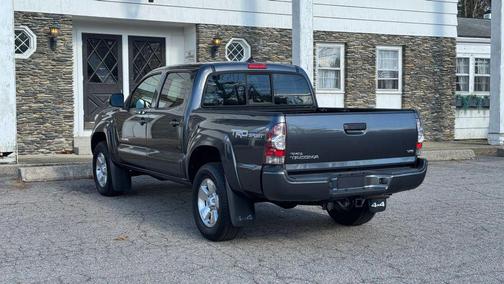 2015 Toyota Tacoma Base