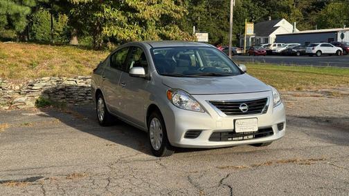 2013 Nissan Versa 1.6 S