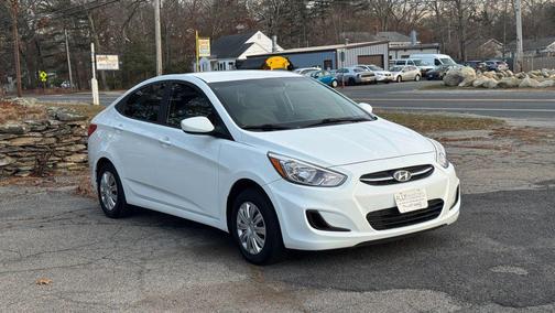 2016 Hyundai Accent SE