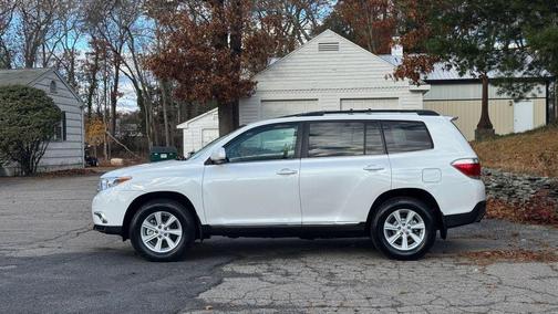 2013 Toyota Highlander SE