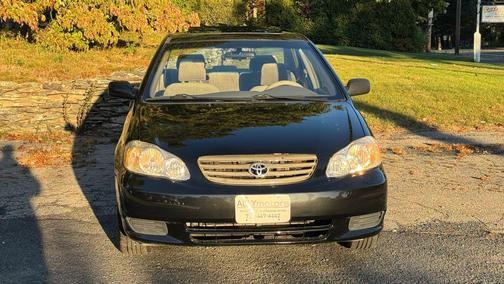 2004 Toyota Corolla LE