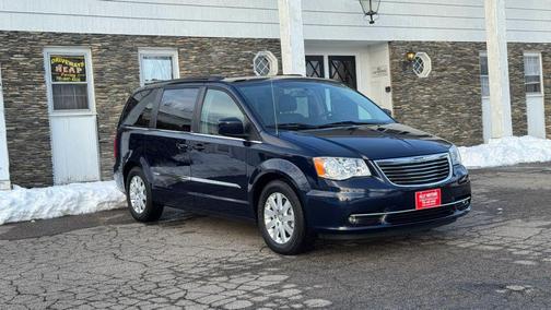 2012 Chrysler Town & Country Touring