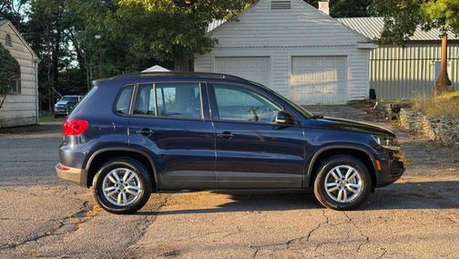 2016 Volkswagen Tiguan 2.0T SE 4MOTION