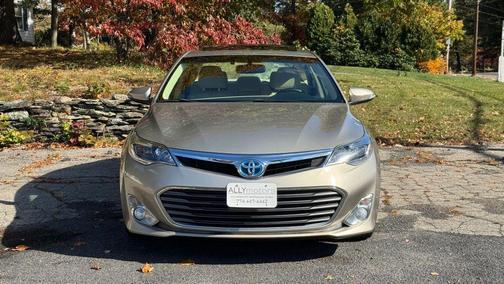 2013 Toyota Avalon Hybrid XLE Touring