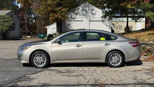 2013 Toyota Avalon Hybrid XLE Touring