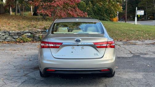 2013 Toyota Avalon Hybrid XLE Touring