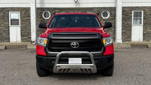 2014 Toyota Tundra SR