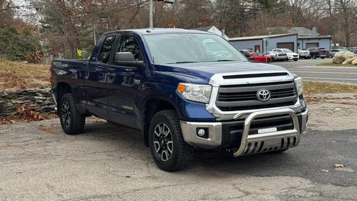 2014 Toyota Tundra SR5