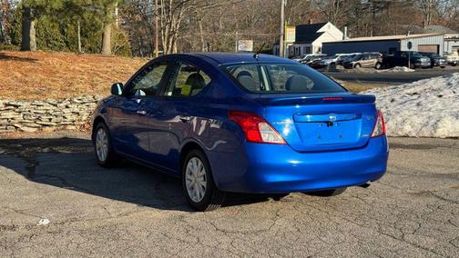 2013 Nissan Versa 1.6 S