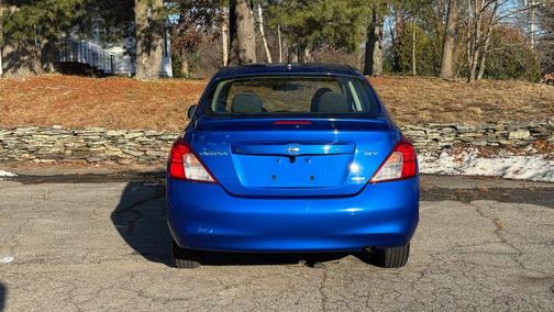 2013 Nissan Versa 1.6 S