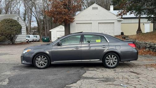 2011 Toyota Avalon Limited