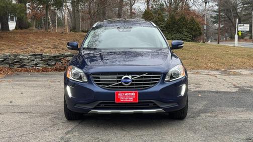 2015 Volvo XC60 T6 Platinum