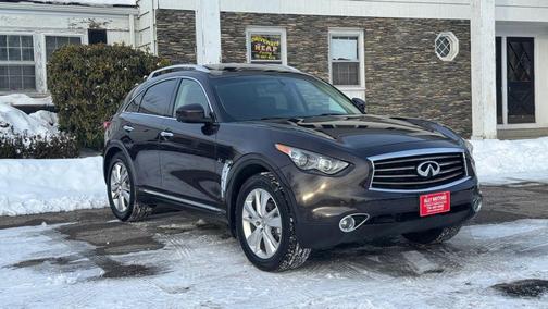 2014 INFINITI QX70 Base