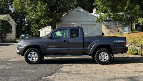 2015 Toyota Tacoma Base